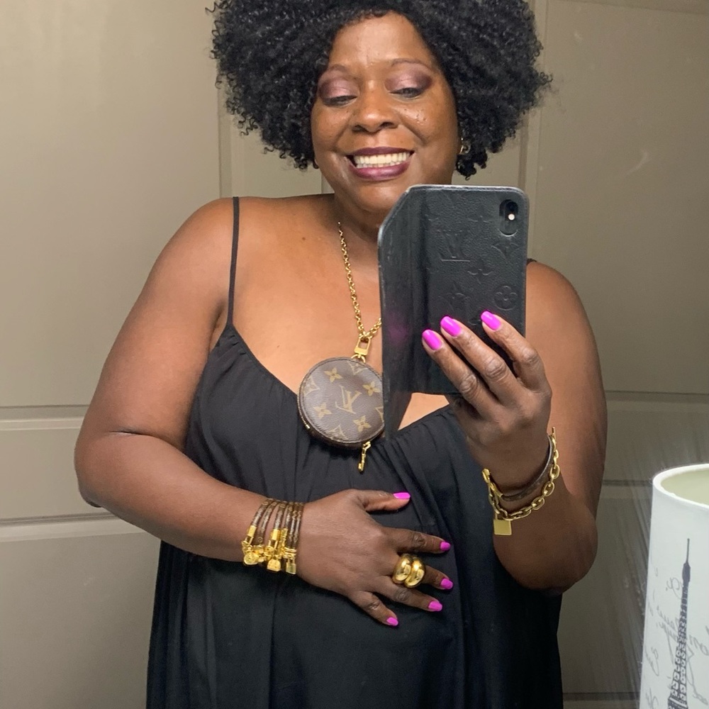 👗👛👜. Check out my closet👜👚👛